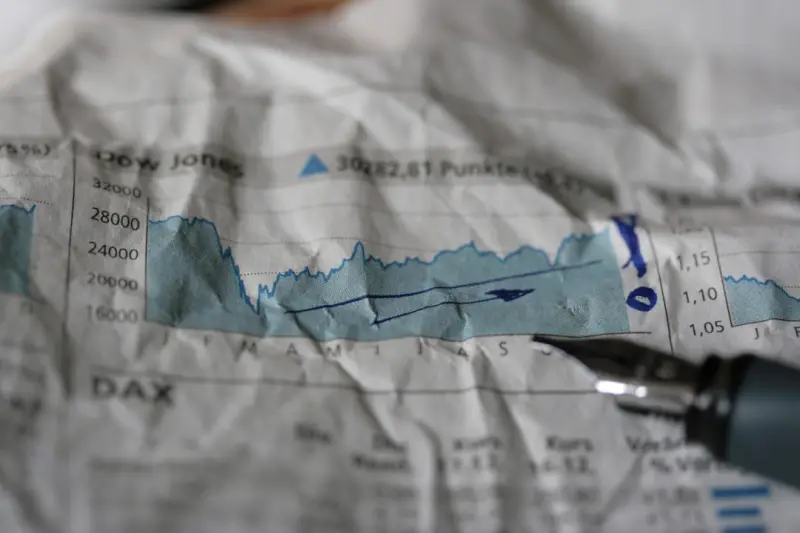 Alphaville (AVLL3) Planeja Grupamento de Ações após Cotação Cair Abaixo de R$ 1