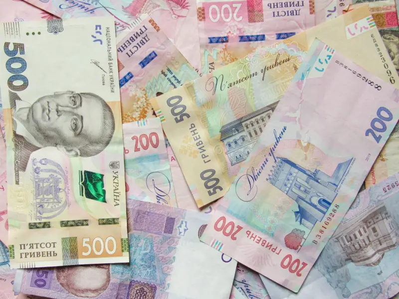 Ouro recua com tensões no Oriente Médio e Fed no radar dos investidores