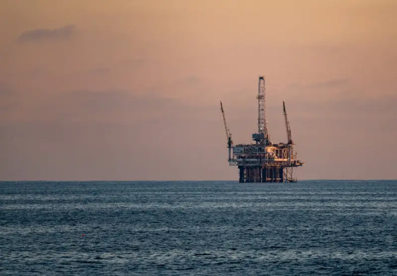 Petrobras adia reajuste no diesel apesar de alta do petróleo