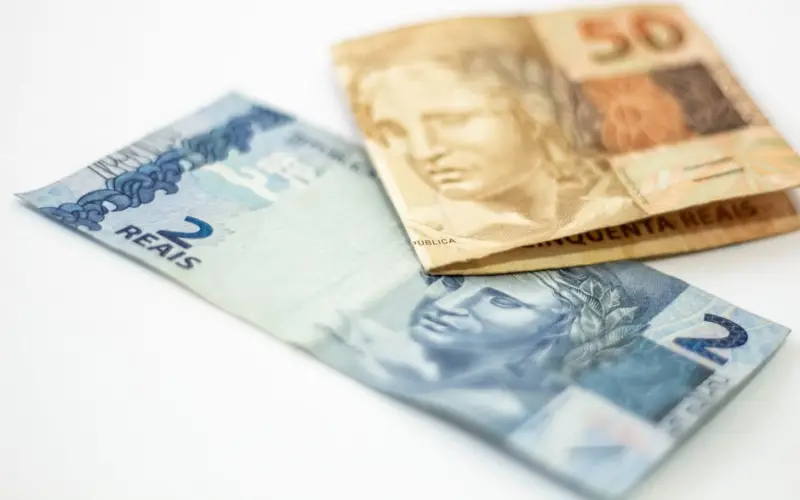 40 FIIs pagam dividendos hoje: confira valores de MXRF11, TRXF11 e HGBS11