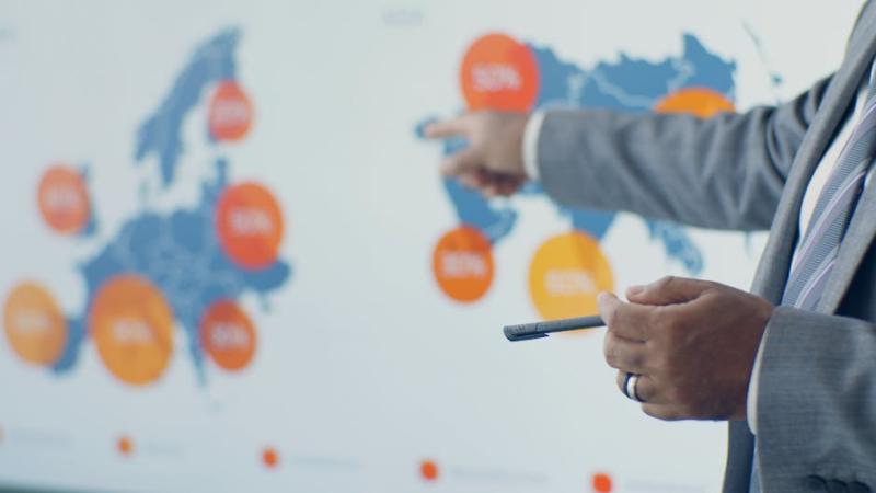 B3 elege Christian Egan como novo CEO; sucessão visa estratégia de longo prazo