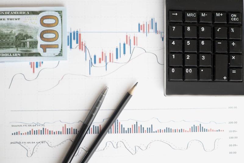 Tesouro IPCA+ 2050 a 7,11%: curva longa beira máxima anual com pressão externa