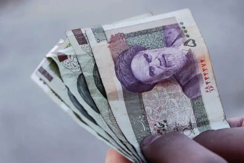 Mercado Precifica Alta de Juros nos EUA até Dezembro com Warsh no Fed