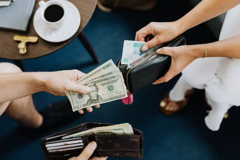 BofA alerta: Dólar acima de R$ 5 é maior risco para a Bolsa brasileira