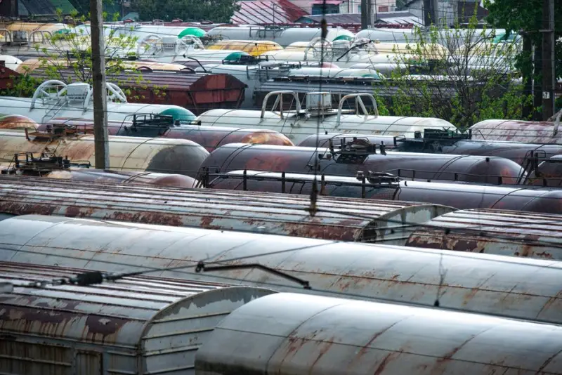 Rumo (RAIL3) anuncia mudança na presidência com nomeação interina