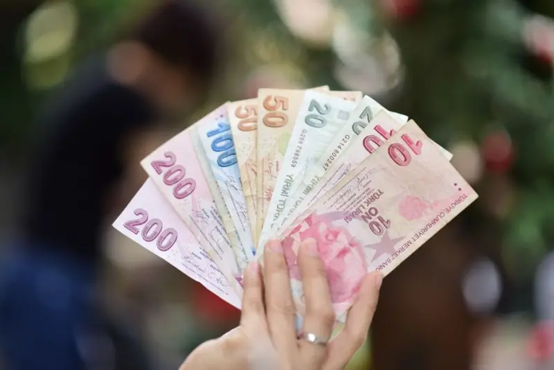 Selic Baixa Popularizou FIIs, Mas Criou Distorções de Análise, Alerta Especialista