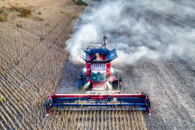 SLC Agrícola (SLCE3) exercita direito de preferência e compra Bloco MT por R$ 1,85 bi