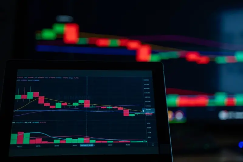 Ibovespa e Dólar Hoje: Macro Fiscal, Geopolítica e Juros Globais Guiam Pregão
