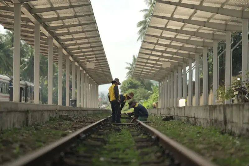 Rumo (RAIL3) assina 5º Aditivo da Malha Oeste e suspende operações por 180 dias