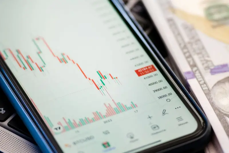 Azul anuncia metas até 2029: corte de alavancagem e valorização de 150% na bolsa (AZUL3)