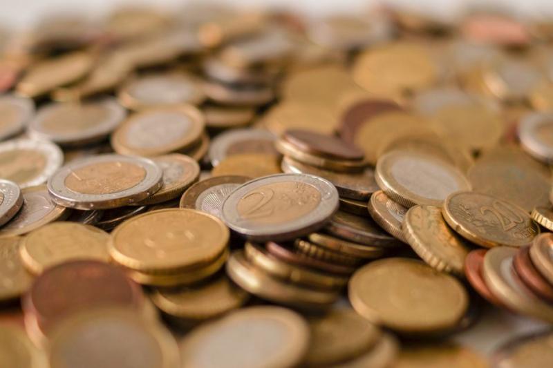Curva do Tesouro Direto recua após primeira deflação mensal dos EUA desde 2020