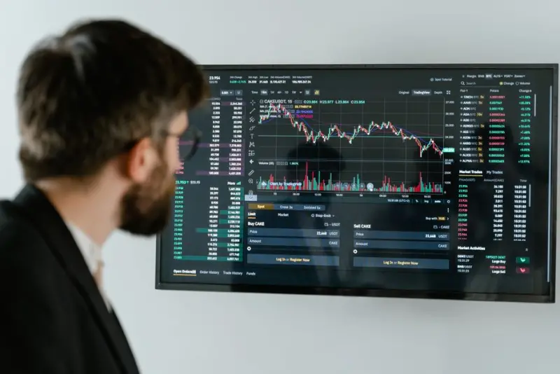 BlackRock ajusta posição na B3 (B3SA3) e recua para 9,996% do capital