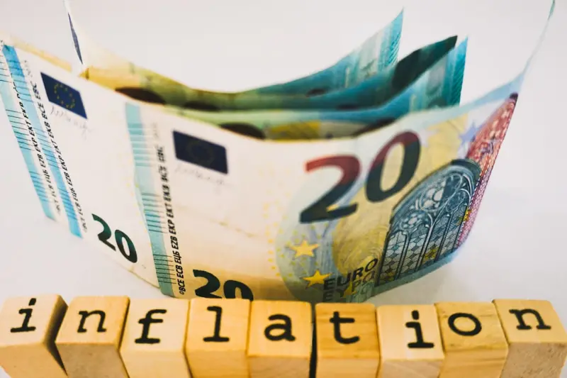 Renda Fixa Hoje: CDBs, LCI e LCA na XP com Dólar acima de R$ 5,10