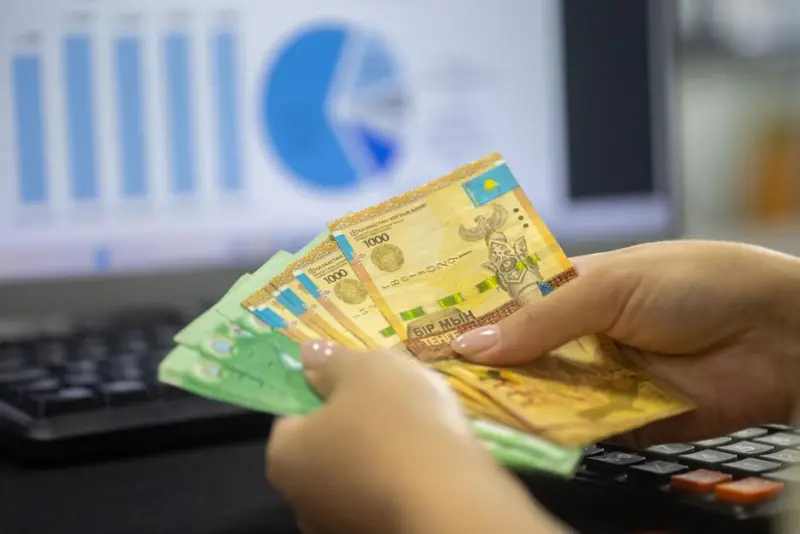 Queda de 25% no VGIA11: análise da inadimplência de CRA e impacto patrimonial