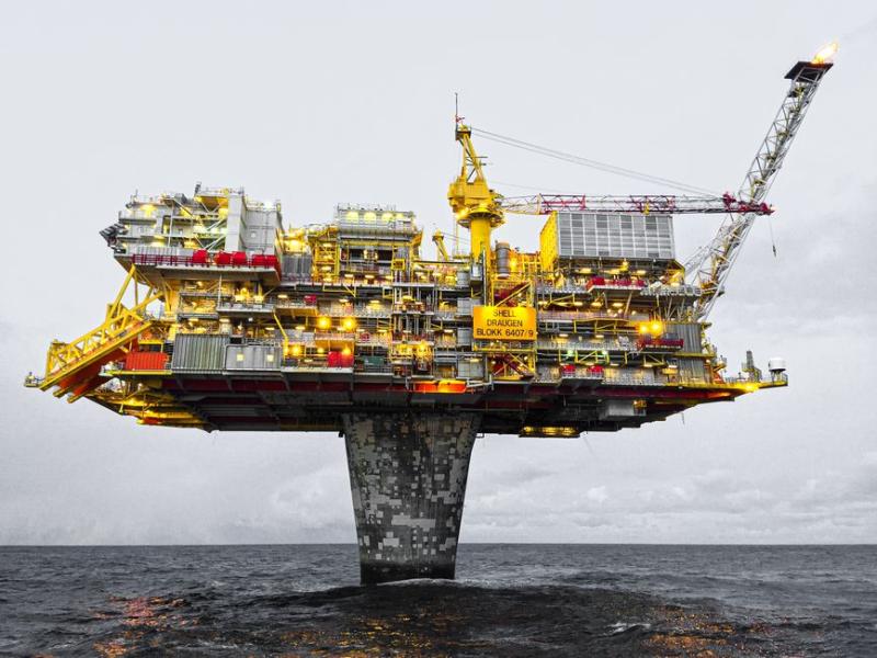 Bolsa em queda com tensão geopolítica e dólar acima de R$ 5,07; juros pressionados por energia