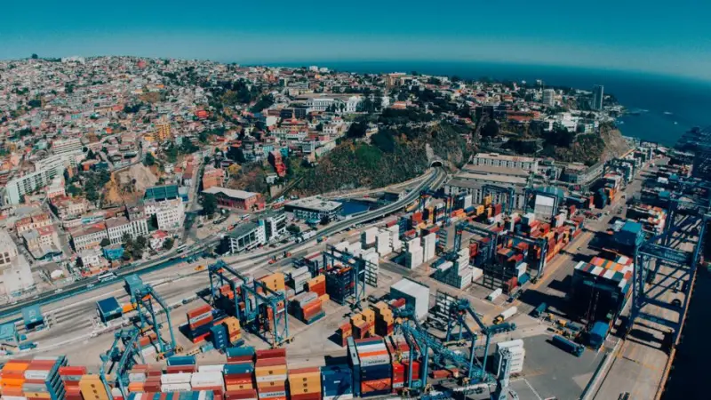 Simpar (SIMH3) vende CS Porto Aratu à ICTSI por R$ 1,8 bilhão