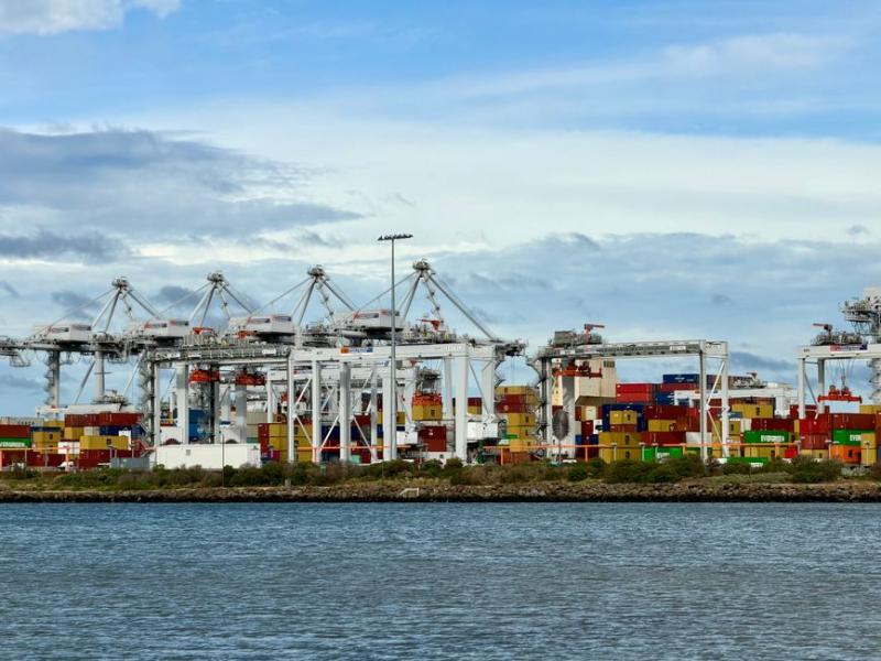 Simpar (SIMH3) anuncia venda do CS Porto Aratu por R$ 1,8 bilhão