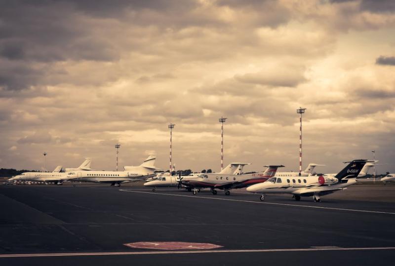 Campo de Marte adota voo por instrumentos e moderniza infraestrutura aeroportuária
