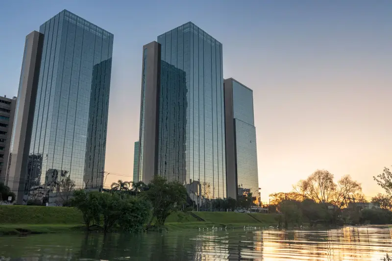 Fato relevante EZTEC (EZTC3): companhia negocia locação do empreendimento Esther Towers