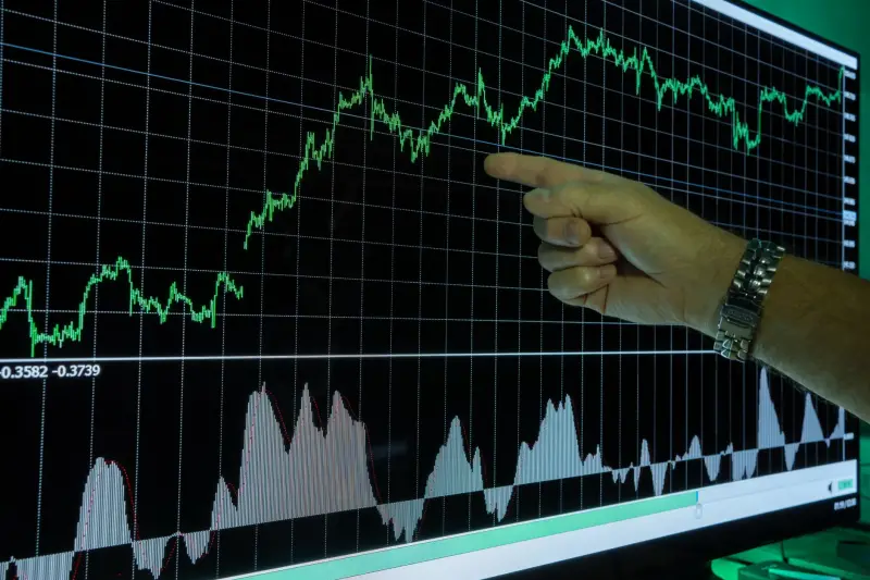 Marcopolo: XP corta recomendação e o 5,9x que não segura a tese