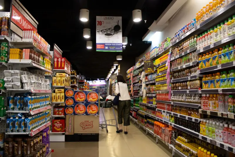 AZZA3 salta 8%: por que a Farm vale mais que a Azzas na bolsa