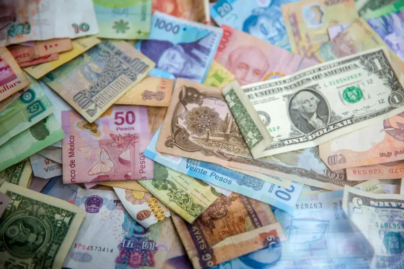 MBRF3 adia captação em dólar: o custo da dívida que trava a desalavancagem