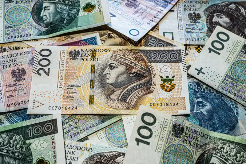 EWZ salta 11,89% após 1º turno: o que muda para quem investe