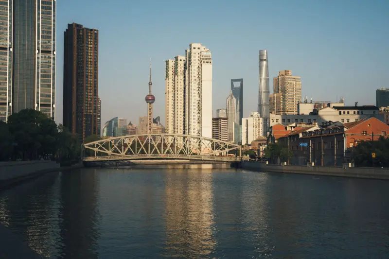 Solana adia estreia da turnê na China após procura acima do limite