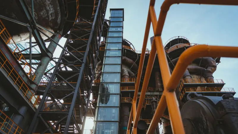 Mineração no 3T26: por que custo e minério pesam mais que volume