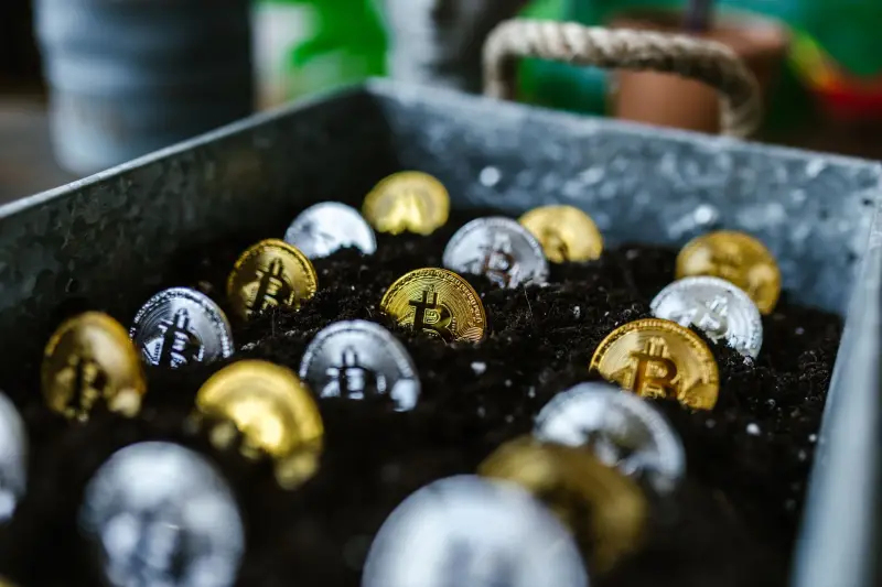 Strategy projeta US$ 30 bilhões em crédito digital para comprar Bitcoin